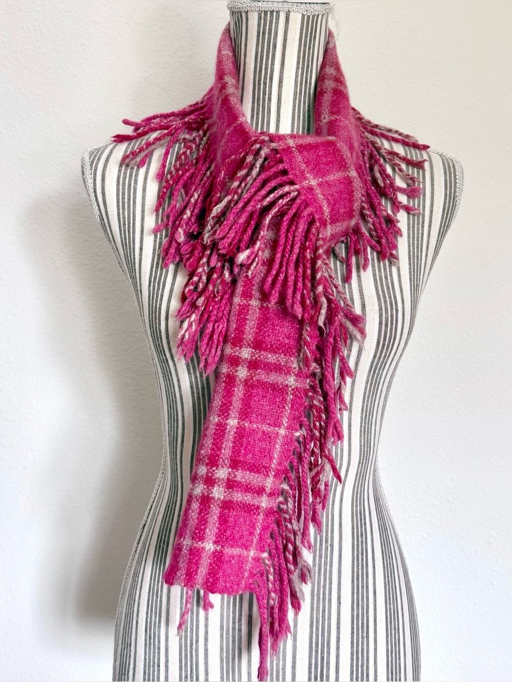 Vintage Burberry London Narrow Merino Angora Cashmere Plaid Fringe Scarf